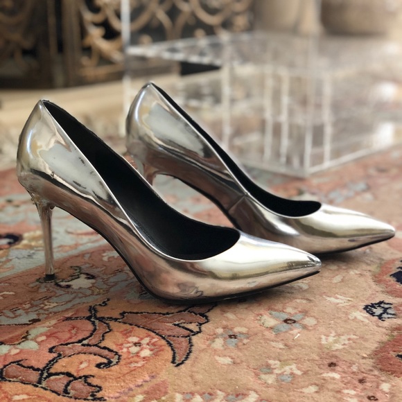 Silver Brian Atwood ‘Malika’ pumps - Picture 3 of 4
